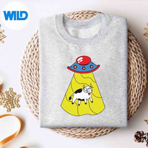 Ufo Cow Alien Abduction Vintage Silhouette SVG PNG 4 UfoCowAlienAbductionVintagesweater