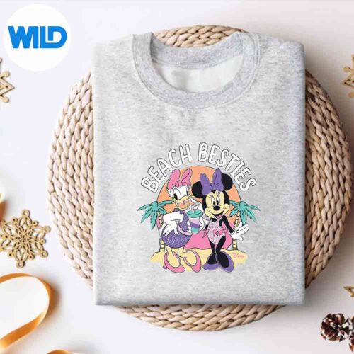 DisneyMinnieDaisyBeachBestiessweater