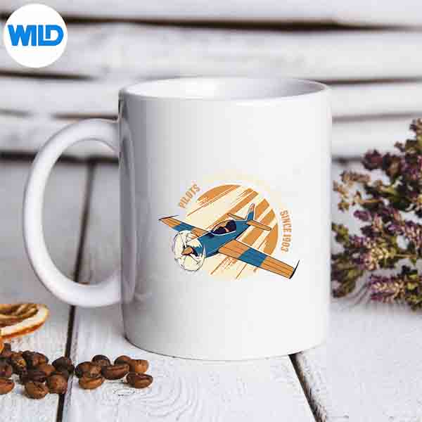 PilotsLookingDownOnPeopleSince1903mug