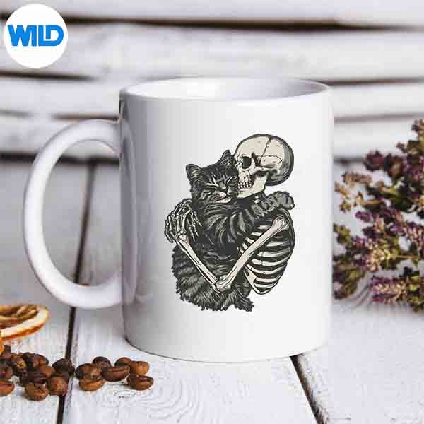 SkeletonHuggingCatHalloweenCatLoverCatMomDadmug