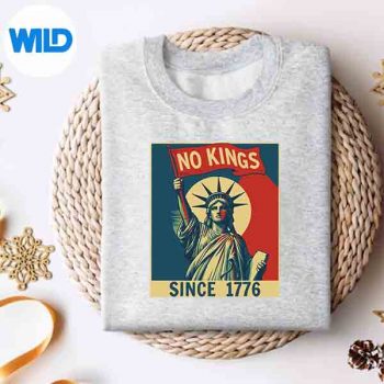 NoKingsInAmericaSince1776StatueOfLibertyVintagesweater