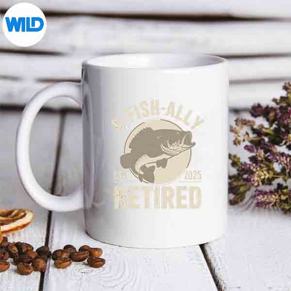 OfishallyRetired2025FishingRetirementFishermanRetireemug