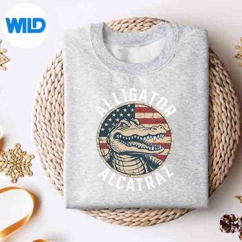 AlligatorAlcatrazEvergladesFloridaFlagsweater