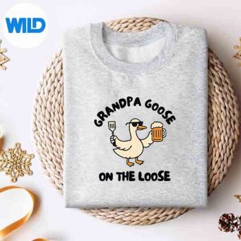 GrandpaGooseOnTheLooseBbqBeerSummerPartysweater