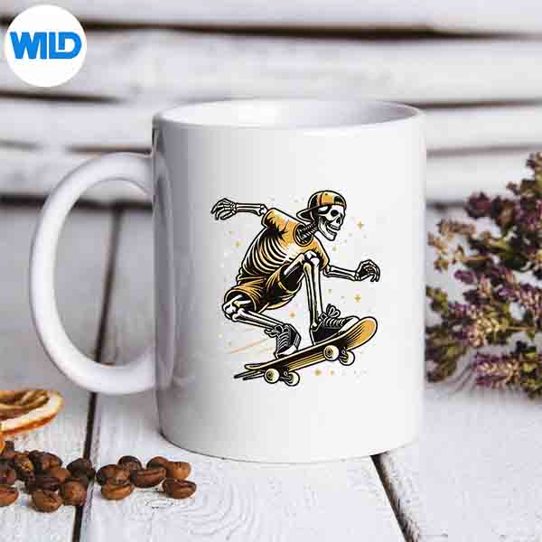 HalloweenSkeletonSkaterWithSkateboardmug