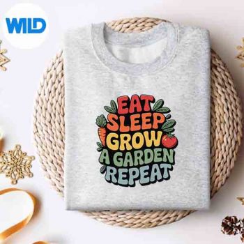 EatSleepGrowAGardenRepeatGardeningLoverGamingsweater