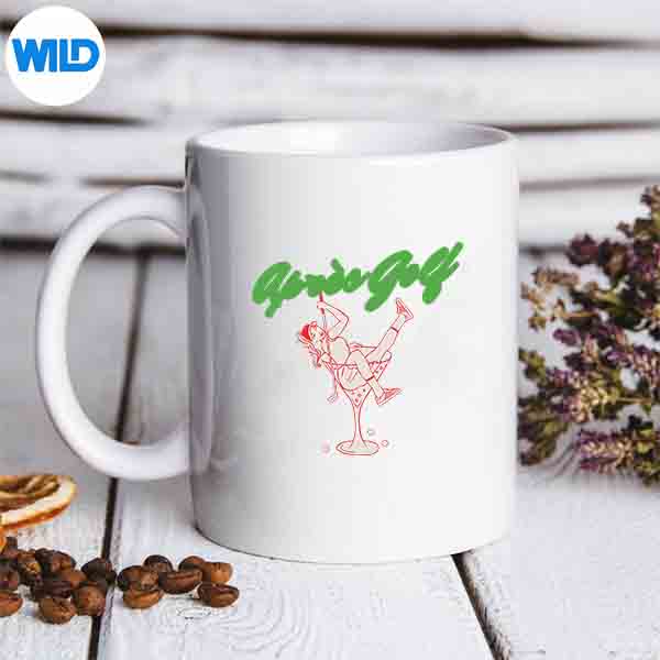 GolferApresGolfRetroGirlGolferInMartiniGlassmug