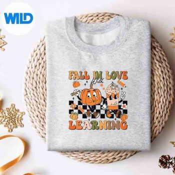 RetroFallInLoveWithLearningAutumnPumpkinTeachersweater