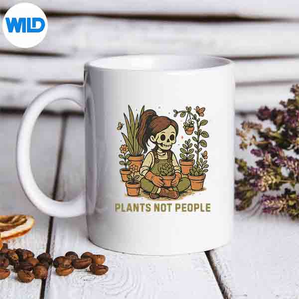 PlantsNotPeopleSkeletonVintageHalloweenGardeningmug
