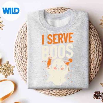 BartenderMixologistHalloweenPunIServeBoossweater