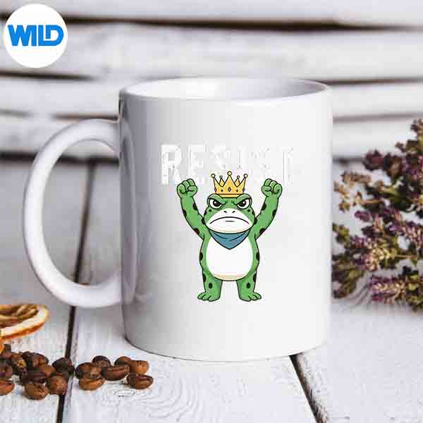 FrogResistPortlandFrogProtestPortlandFrogActivistmug 1