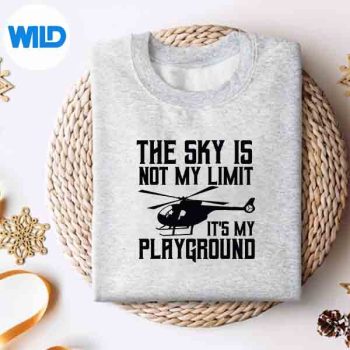 HelicopterPilotArtForFlyingHelicoptersweater