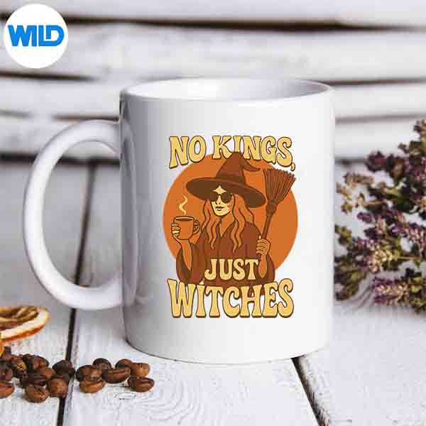 NoKingsJustWitchesInAmericaRetroWomanHalloweenmug