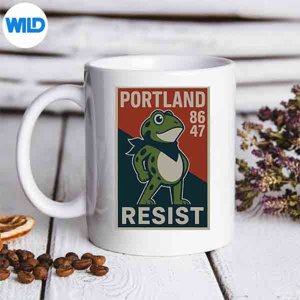 Portland8647FrogResistProtestRetroVintagemug