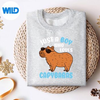 JustAWhoLovesCapybarasRodentCapybaraLoversweater