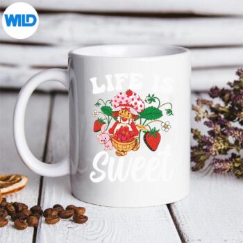 LifeIsSweetVintageStrawberrymug