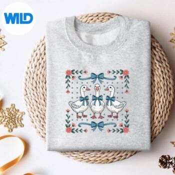 VintageCountryGeeseAndFlowersBows80s90sStyleGoosesweater