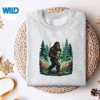 StPatricksDayIrishHeartsQueenPlayingCardsCloversweater