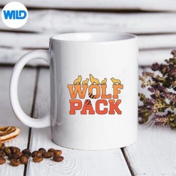 Wolf Pack Howling Family Matching Retro Vintage Sunset PNG SVG for Cricut 5 WolfPackHowlingFamilyMatchingRetroVintageSunsetmug