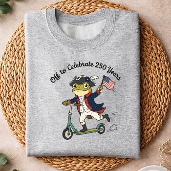 OfftoCelebrate250YearsofFreedomFunnyFrog4thofJulysweater.jpg
